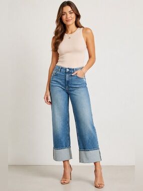 PAIGE Sasha Ankle Wide‎ Cuff
Jeans sz 31